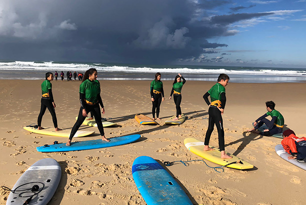 Vacances pour tous - colonies de vacances  - Taussat - Surfeurs du Cap Ferret