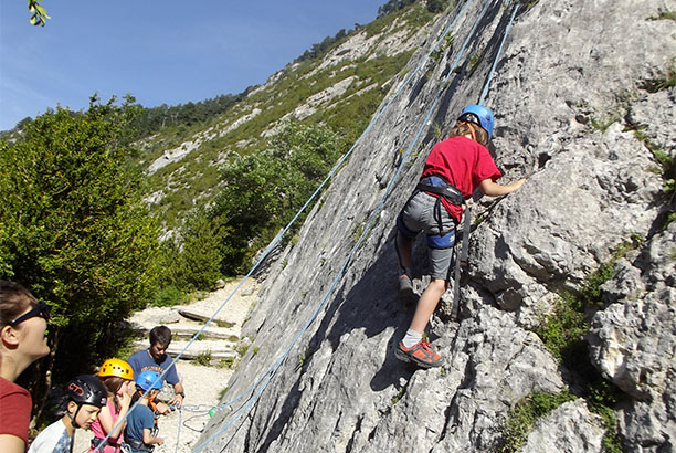 Vacances pour tous - colonies de vacances  - Lus-la-Croix-Haute - Grimpeur nature