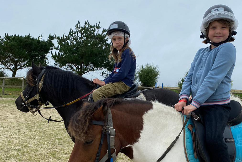 Vacances pour tous - colonies de vacances  - Plozévet - Horse academy à l'océan