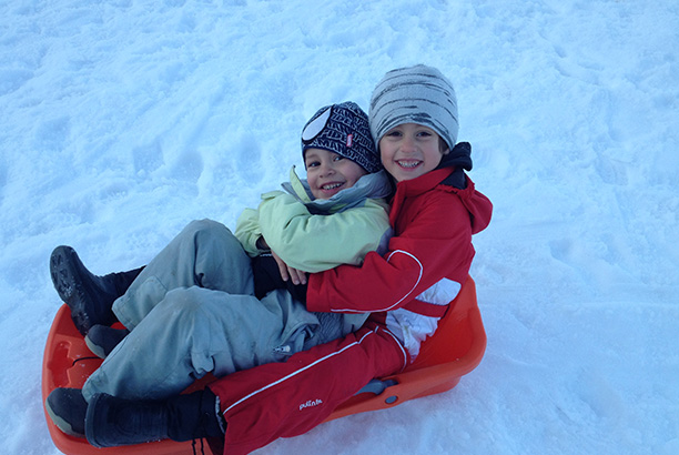 Vacances pour tous - colonies de vacances  - Annecy - Les étoilés des neiges Vacances pour tous - colonies de vacances  - Annecy - Les étoilés des neiges