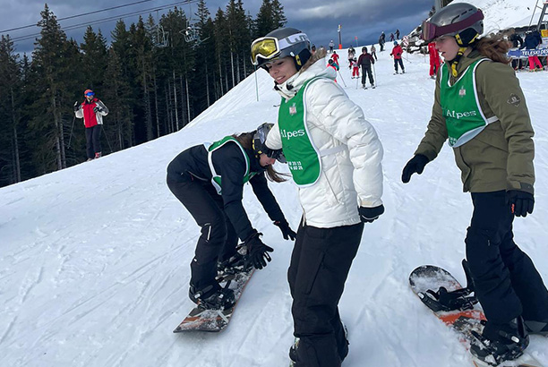 Vacances pour tous - colonies de vacances  - Les Carroz-d'Arâches - 1, 2, 3, glissez Vacances pour tous - colonies de vacances  - Les Carroz-d'Arâches - 1, 2, 3, glissez