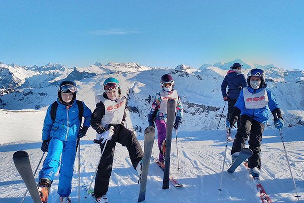 Vacances pour tous - colonies de vacances  - Les Carroz-d'Arâches - 1, 2, 3, glissez Vacances pour tous - colonies de vacances  - Les Carroz-d'Arâches - 1, 2, 3, glissez